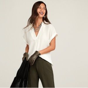 Cabi Replay top #4165 Fall 2021 white, Medium, boxy fit, excellent condition